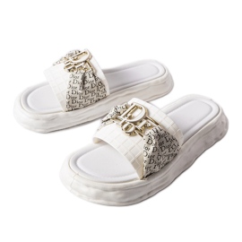 Inna Bérard hvide dekorative gummiflip-flops
