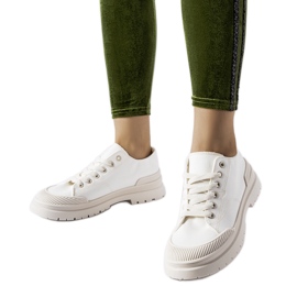 Sneakers i hvidt stof fra Nassar