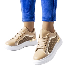 Beige sko dekoreret med glitter på Leo platformen