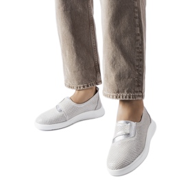 Ethels sølvperforerede lædersneakers