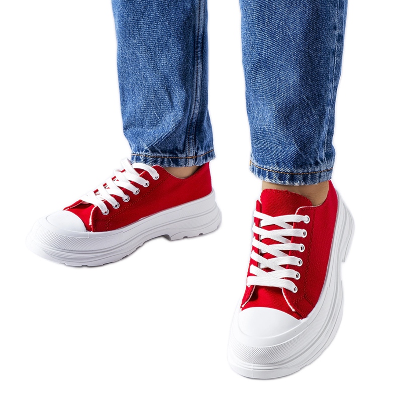 Røde sneakers med Bettole sportssål