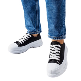 Sorte sneakers med Bettole sportssål