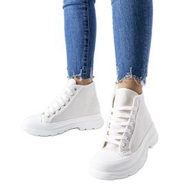 Inna Hvide high-top sneakers fra Villaggio