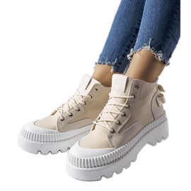 Inna Beige sneakers på en høj platform Grotta