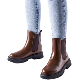 Brune isolerede klassiske slip-on ankelstøvler fra Noas