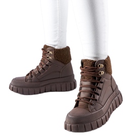 Brune isolerede Adamsville sneakers