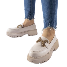 Beige mokkasiner dekoreret med Uzzone rhinsten