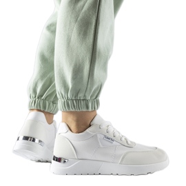 Sneakers i hvidt stof fra Geraldino