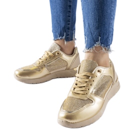 Beige og guld sneakers med pyntetråd fra Facondo gylden
