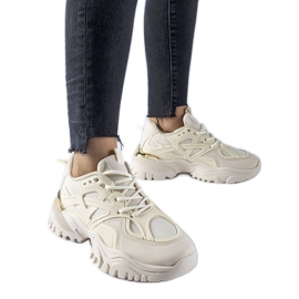 Beige sportssneakers fra Cislago