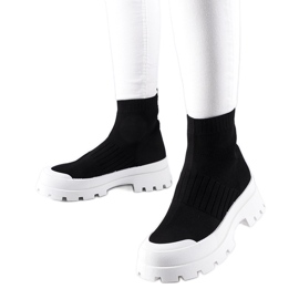 Sorte sneakers med fleksibel overdel Varden
