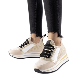 Beige glitter sneakers på Marce platformen