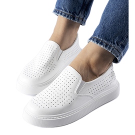 Hvide perforerede Fulda sneakers