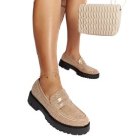 Beige mokkasiner dekoreret med Newport rhinestones