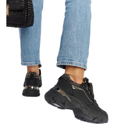 Sorte massive sneakers med euklidiske rhinestones