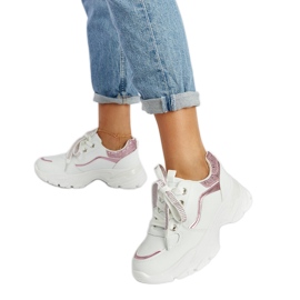 Massive hvide sneakers med euklidiske rhinsten