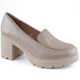 Kvinders beige slip-on sko med høje hæle og platform Potocki 12040