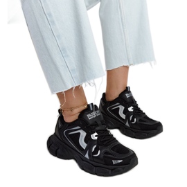 Sorte sneakers med massiv jakobinsk sål
