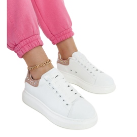 Hvide sneakers på GOE JJ2N4051 platformen