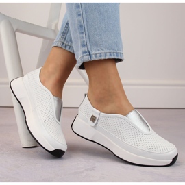 Komfortable damesportssko i læder, hvid, T.Sokolski 456
