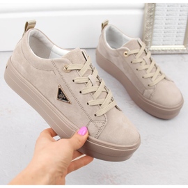 Damesko i beige læder ruskind på platformen Filippo DP3533