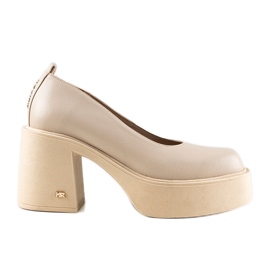 Højhælede pumps i beige læder fra Karino