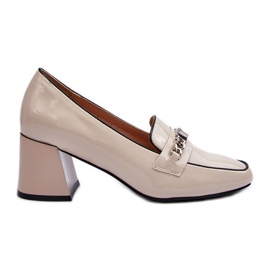 Vinceza Lakerede lavhælede pumps med beige valmuefrø dekoration