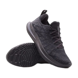 Under Armour Velociti 3 M sko 3026117-001 sort