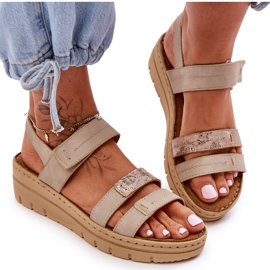 Vinceza Dame lædersandaler med velcro, beige