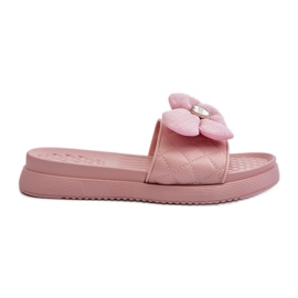 Kvindeflip-flops med dekoration på en lav platform, Pink Cedrella lyserød