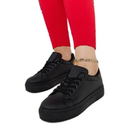 Sorte sneakers med tyk Ruta sål