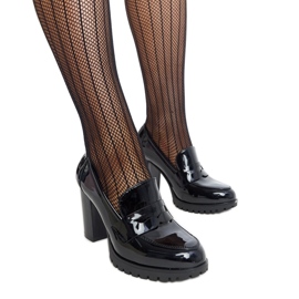 Sorte patent pumps med en høj hæl Licoletta