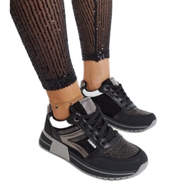 Sorte platform sneakers med Mauli rhinestones