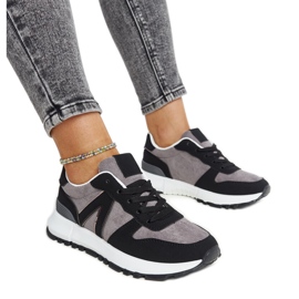 Sorte og grå sneakers på Sanela platformen