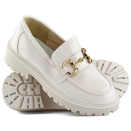 Patentbeige loafers til kvinder