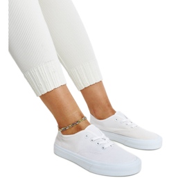 Sneakers i hvidt stof fra Fantina