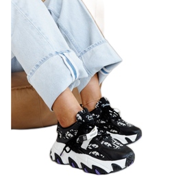 Sorte sneakers med tyk Melsen sål
