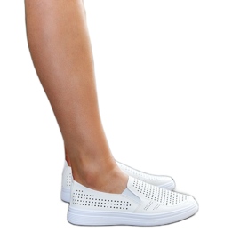 Beige gennembrudte slip-on sneakers fra Dafina