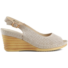 Goodin Gennembrudte beige sandaler med kile
