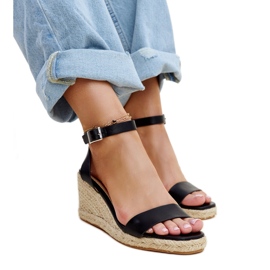 Sorte Koura kile-sandaler
