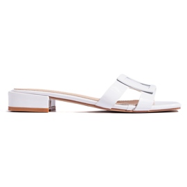 Klassiske hvide elegante dameflip-flops