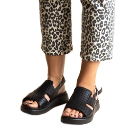 Sorte sandaler med gennembrudt overdel Imogne