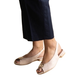 Beige slip-on sandaler med lave hæle Teyla