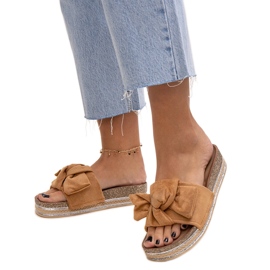 Brune flip-flops med massiv Peletra-sål