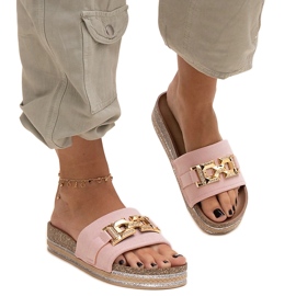 Pink flip-flops med et skinnende spænde fra Niamh lyserød