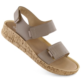 Læder behagelige velcro cappuccino sandaler til kvinder Helios 136.42.020 beige