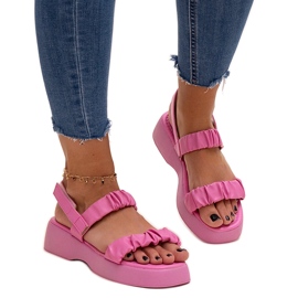 Dashi pink sandaler med en tyk sål lyserød