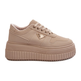 Beige Chrisstin damesneakers lavet af øko læder på en massiv platform