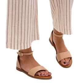 Evento Beige sandaler med lukket hæl fra Sema