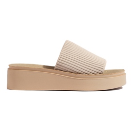 Sergio Leone Damesandaler med kilecreme beige